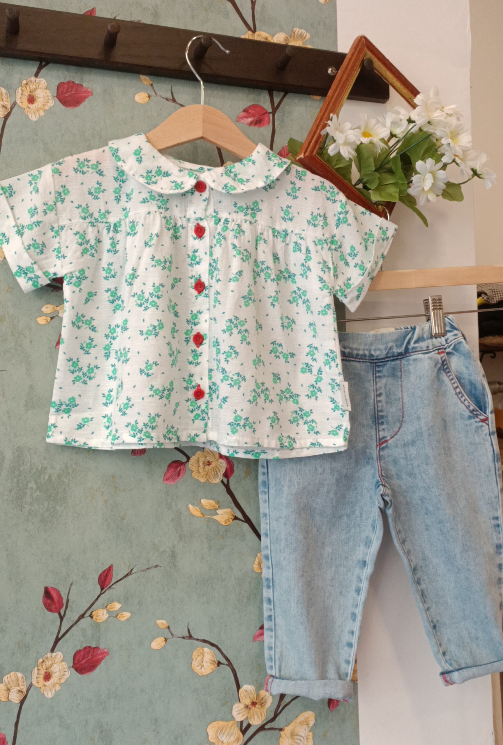 Camicia con colletto Peter pan - immagine 2